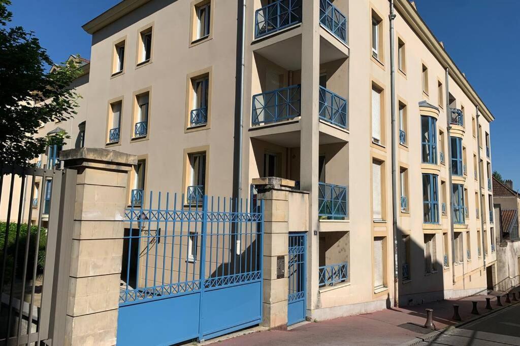 Superbe Appart Plein Centre Avec Parking & Jardin Apartment Metz Exterior photo